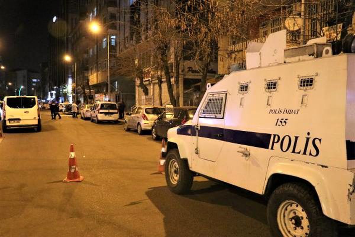 Diyarbakır\'da silahlı kavga: 1 yaralı