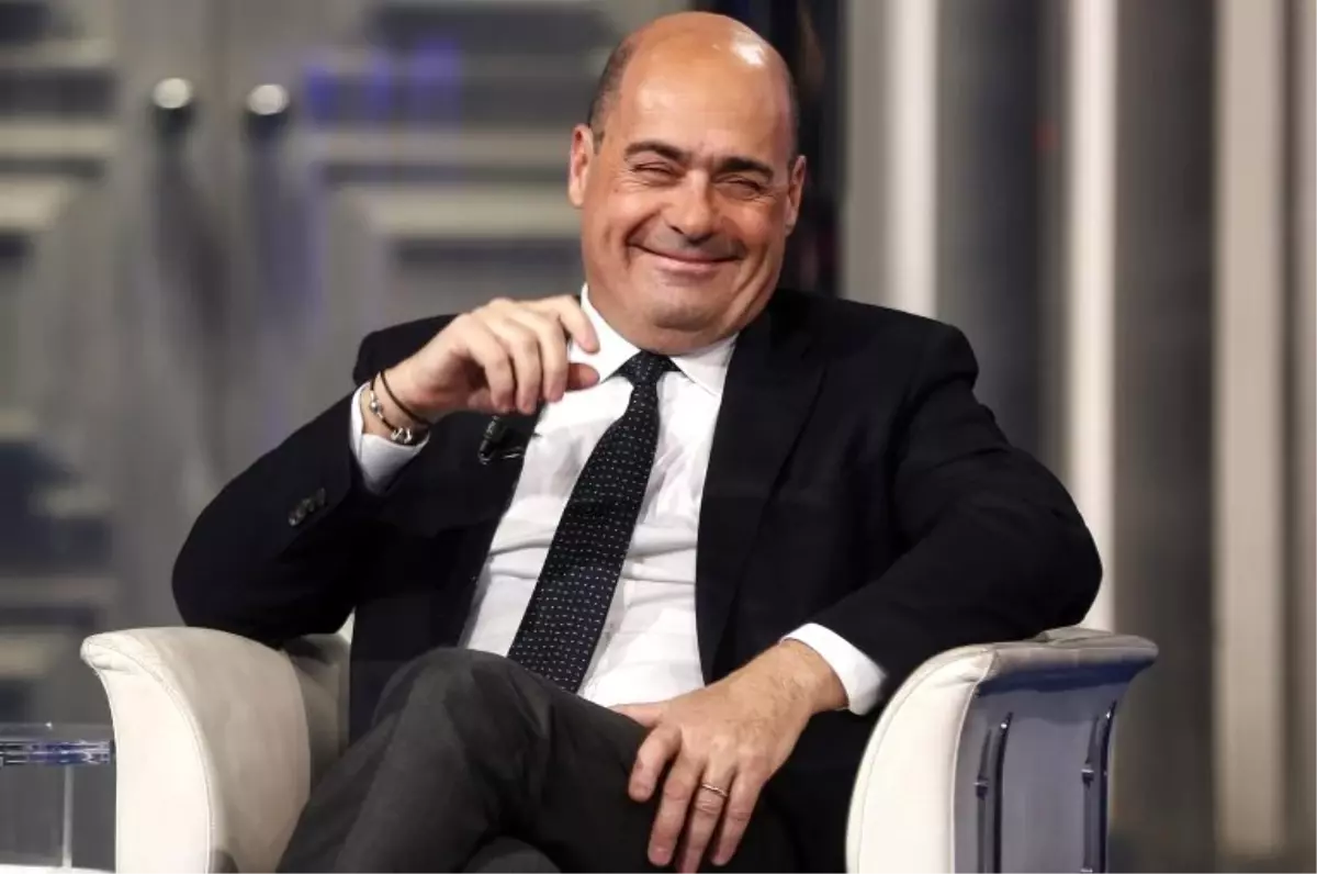 Koronavirüs için \'Paniğe gerek yok\' diyen İtalya\'da iktidarın ortağı lider Zingaretti de...