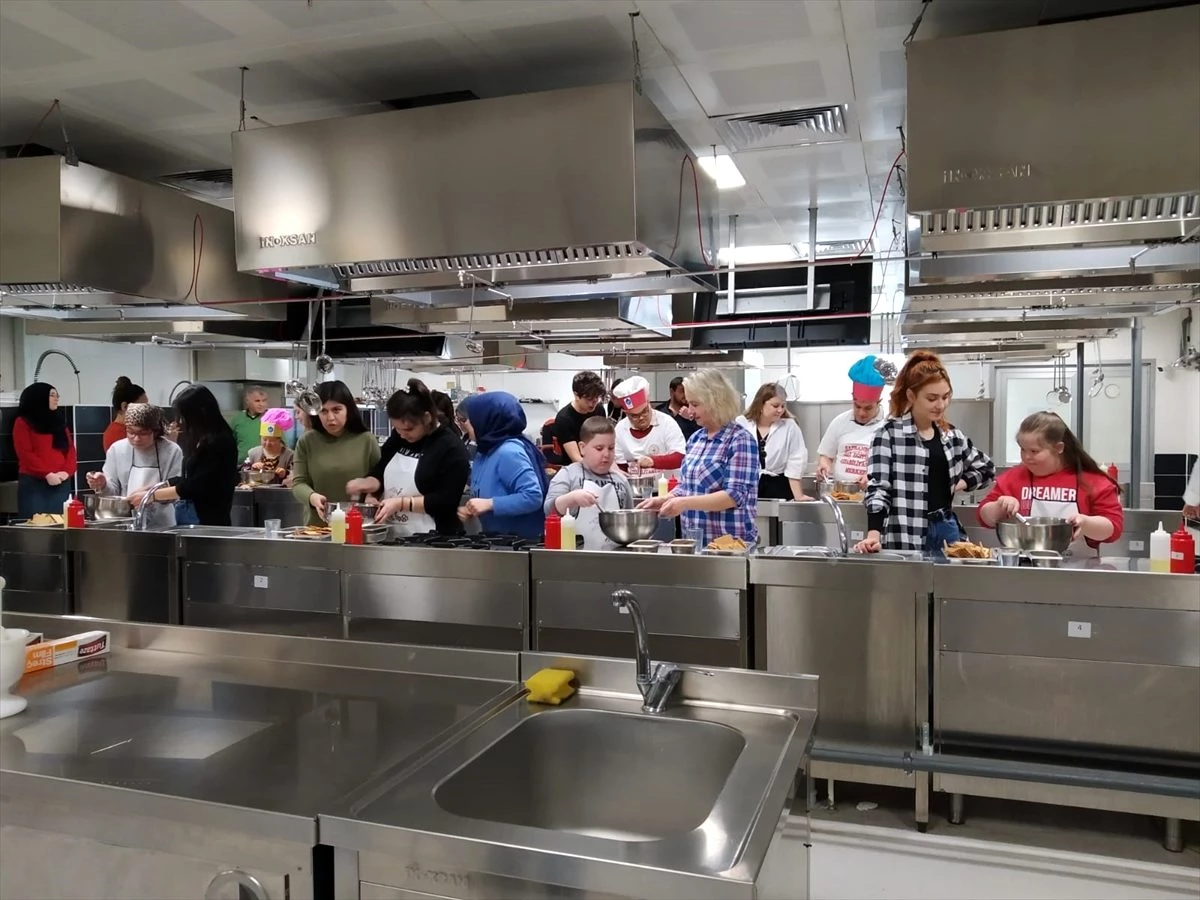 Safranbolu\'da "Engelli Bireyler Mutfak Atölyesinde" etkinliği düzenlendi
