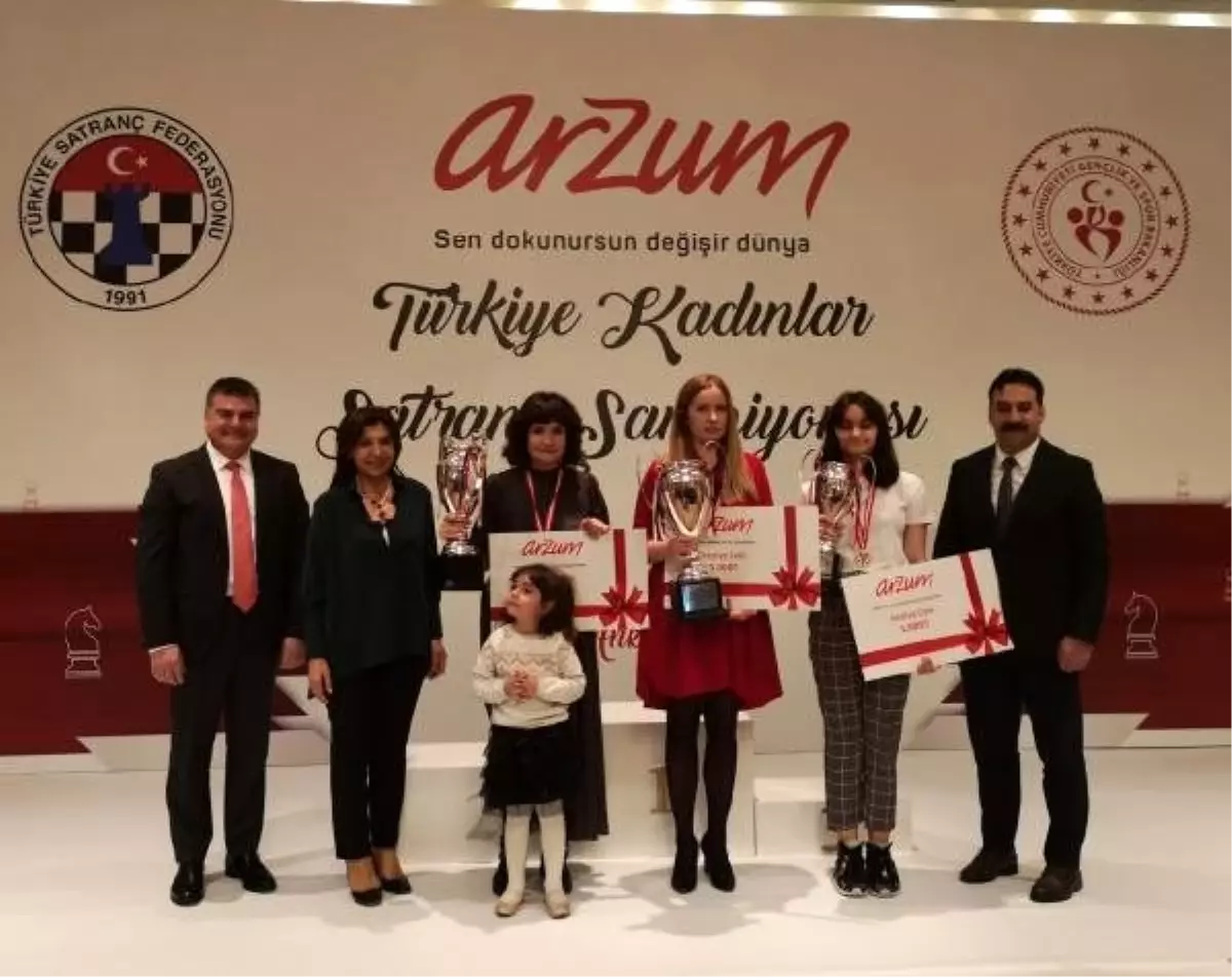 2020 Arzum Türkiye Kadınlar Satranç Şampiyonu Ekaterina Atalık oldu