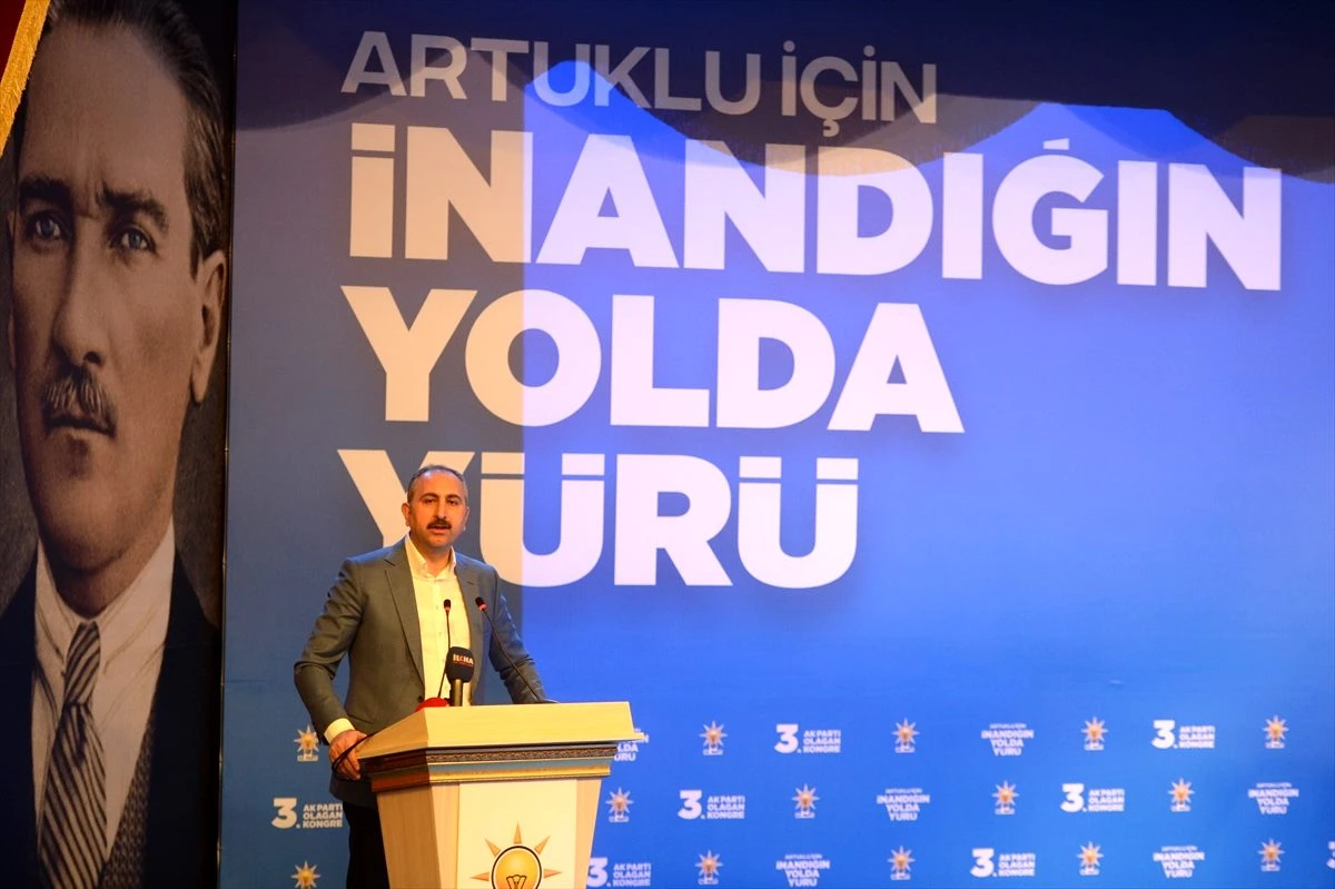 Adalet Bakanı Gül, AK Parti Artuklu İlçe Kongresi\'nde konuştu: (1)