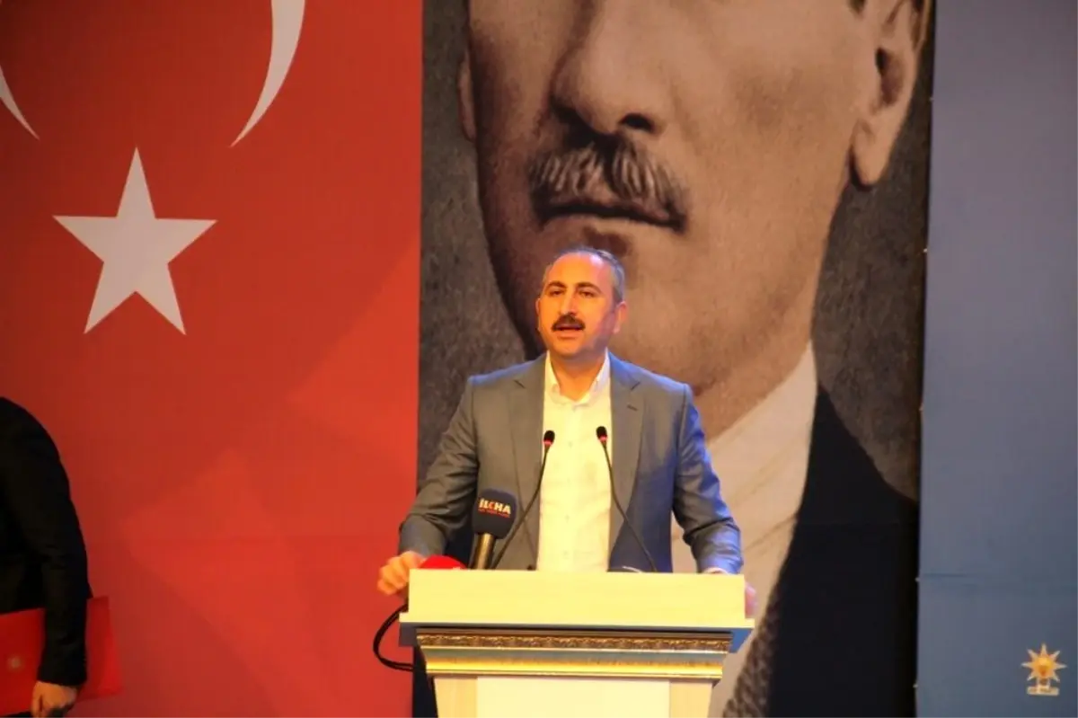 Bakan Gül: "Bu çocukların yeri dağın yolu değil okulun yoludur"