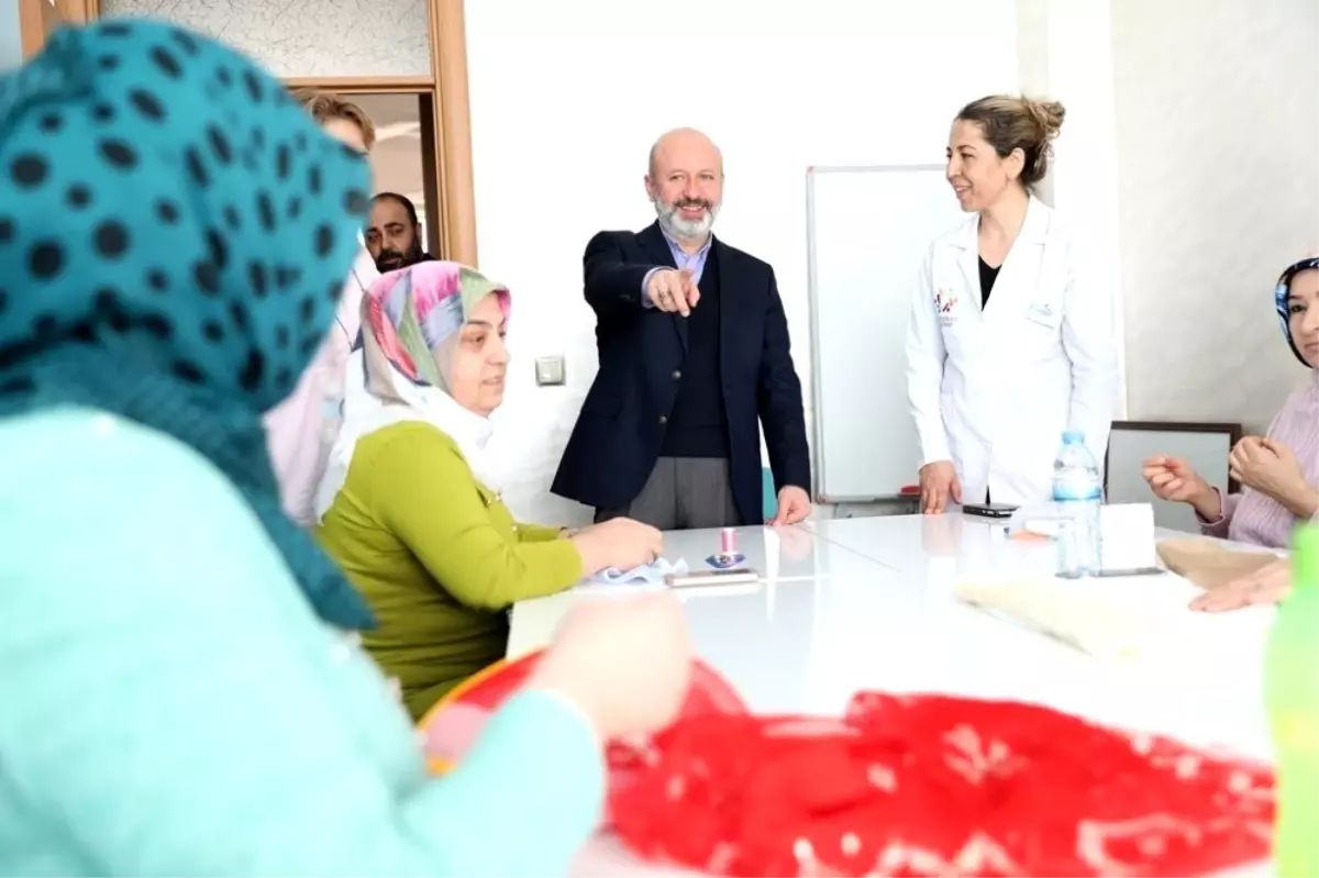 Başkan Çolakbayrakdar, "Projelerimizde kadınlara her zaman pozitif ayrımcılık yapıyoruz"