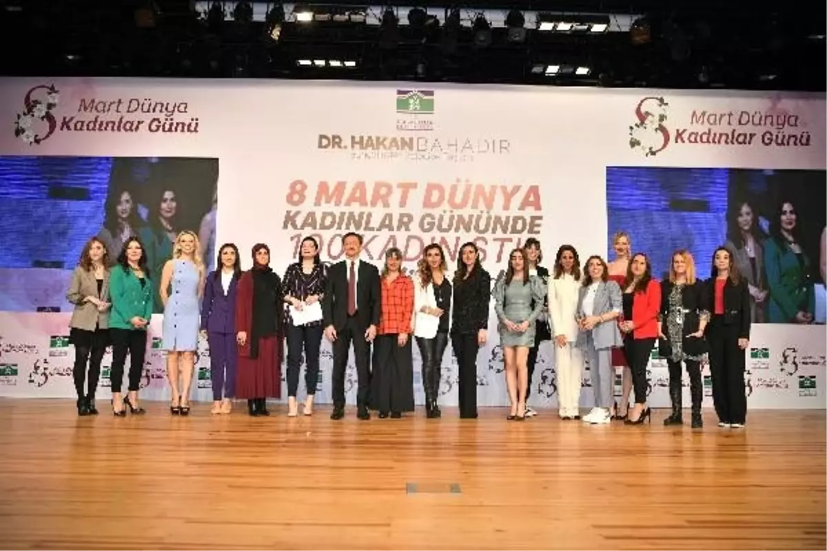 Dünya Kadınlar Günü\'nde 100 kadına ödül verildi