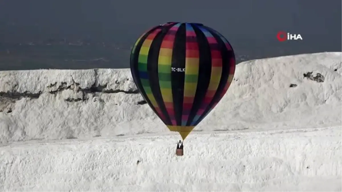 Dünyada yaşanan korona virüsü salgını nedeniyle Pamukkale boş kaldı