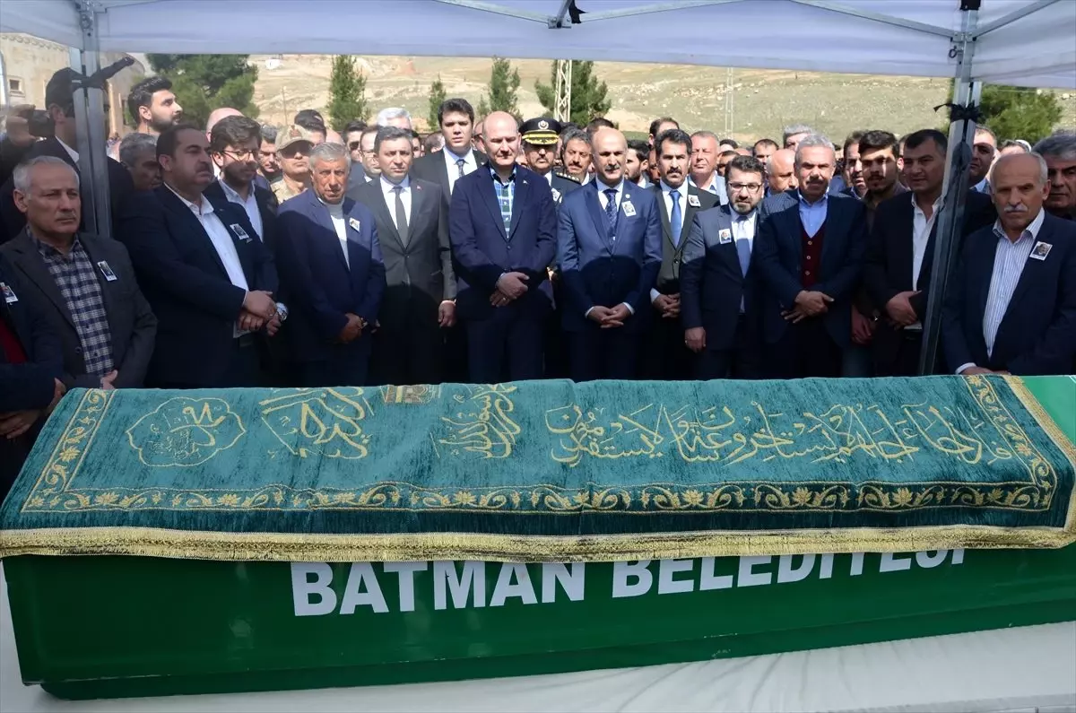 İçişleri Bakanı Süleyman Soylu, Batman\'da cenaze törenine katıldı