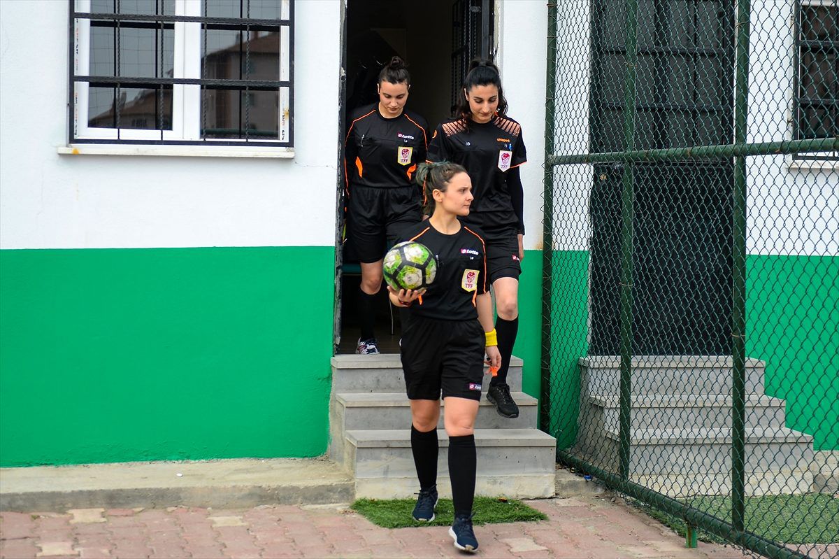 Iğdır\'daki futbol maçlarına "kadın eli" değdi