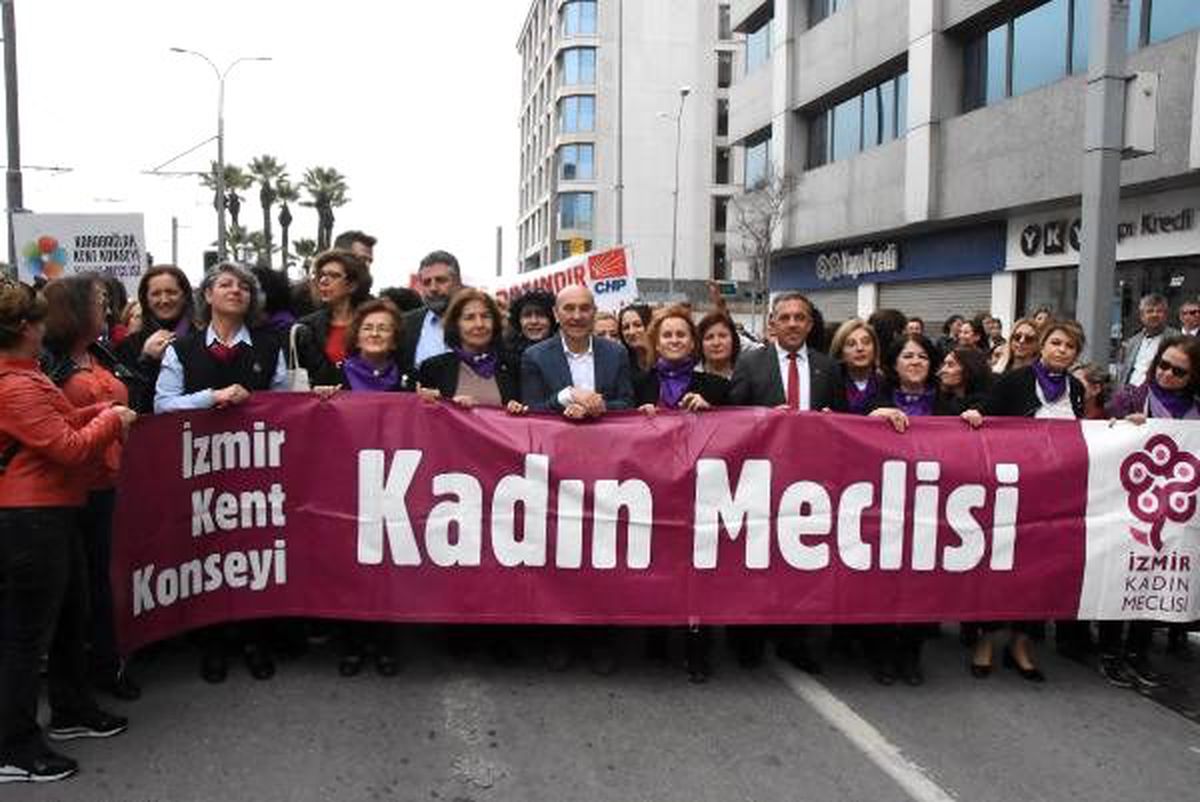 İzmir\'de kadınlar için yürüyüş ve koşu