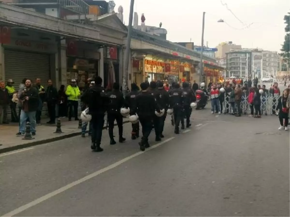 Kadınlar yürüyüş için Taksim\'e alınmadı