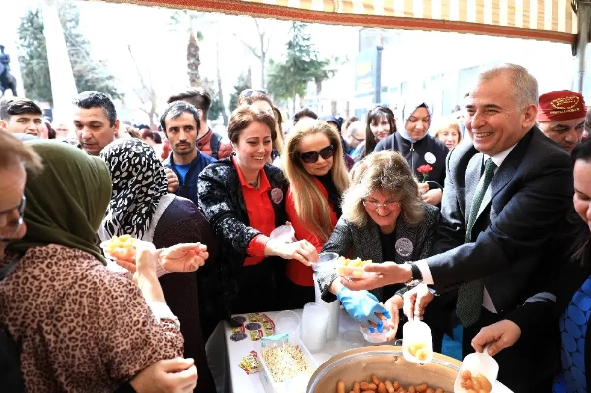 Kent Konseyi Kadın Meclisi 8 Mart \'Kadınlar Günü\'nü kutladı