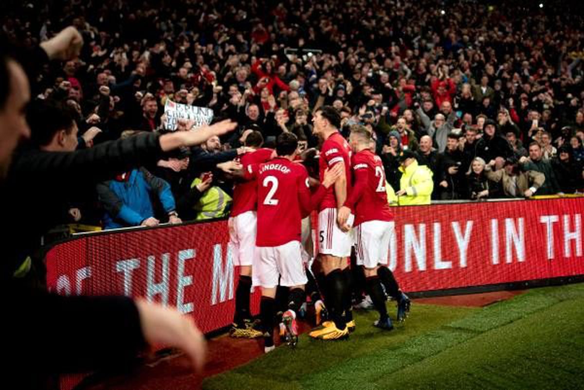Manchester derbisinde kazanan kırmızı taraf