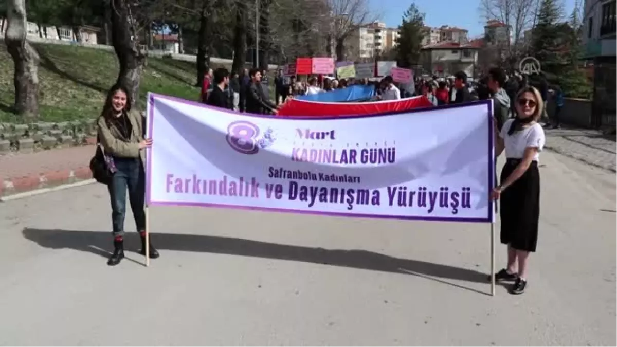 Safranbolu\'da kadınlar "farkındalık ve dayanışma" için yürüdü