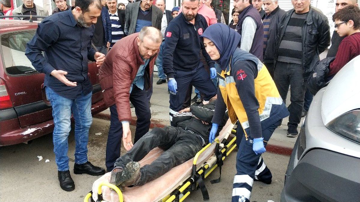 Samsun\'da kavgada bir kişi hastanelik oldu