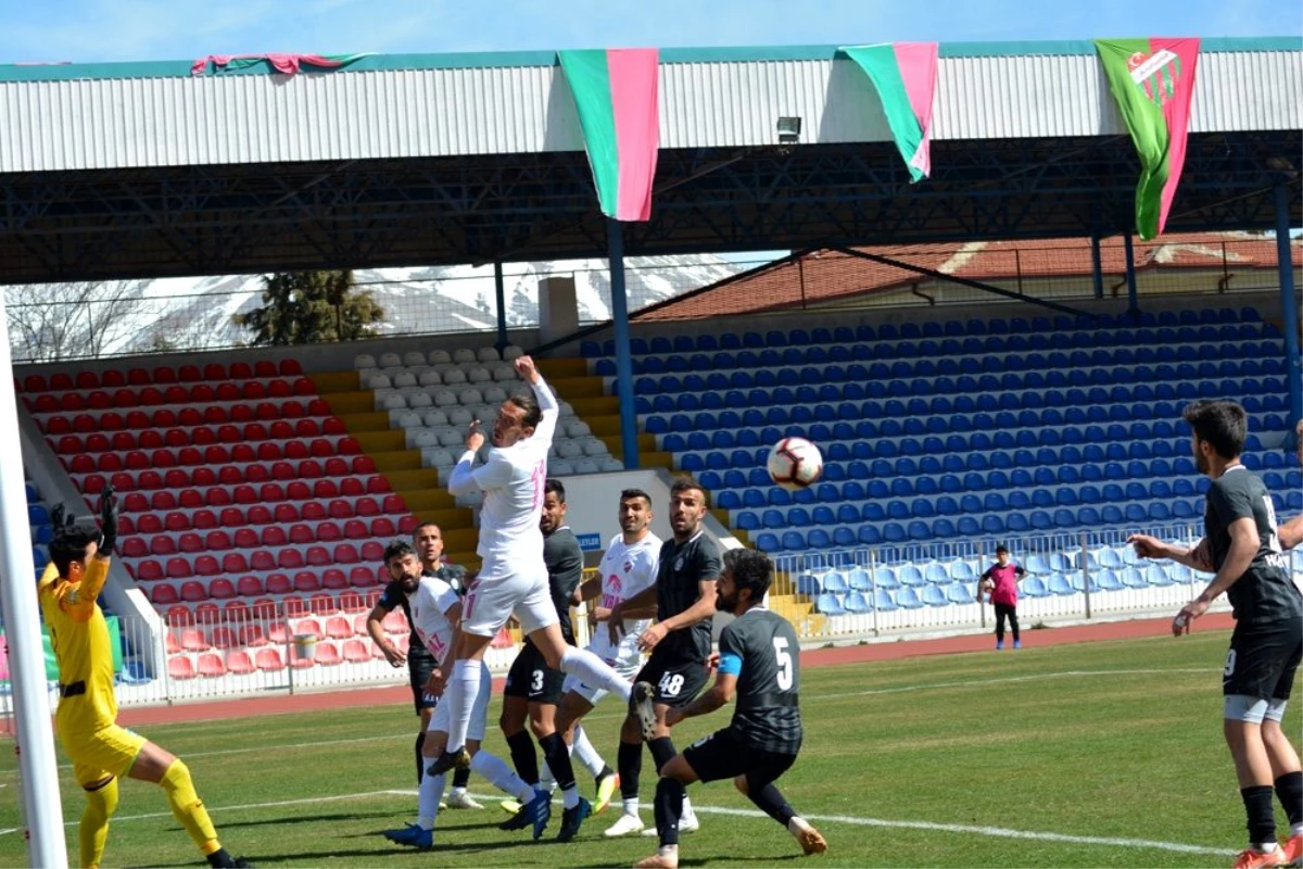 Seyircisiz maçta Isparta 32 Spor\'dan galibiyet