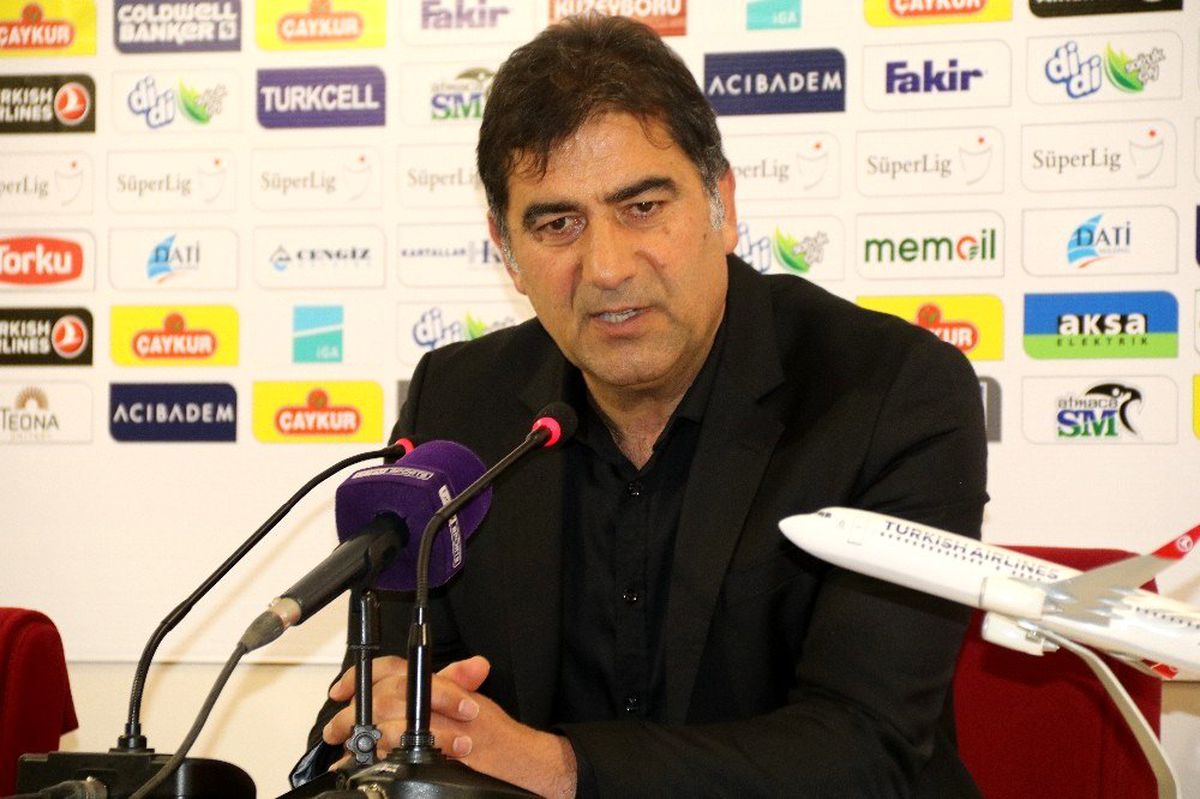 Ünal Karaman: "Bu zorlukları aşarak daha iyi bir Rizespor göreceğiz"