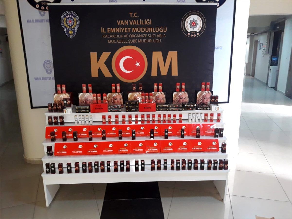 Van\'da 7 bin 490 adet kaçak ilaç ele geçirildi