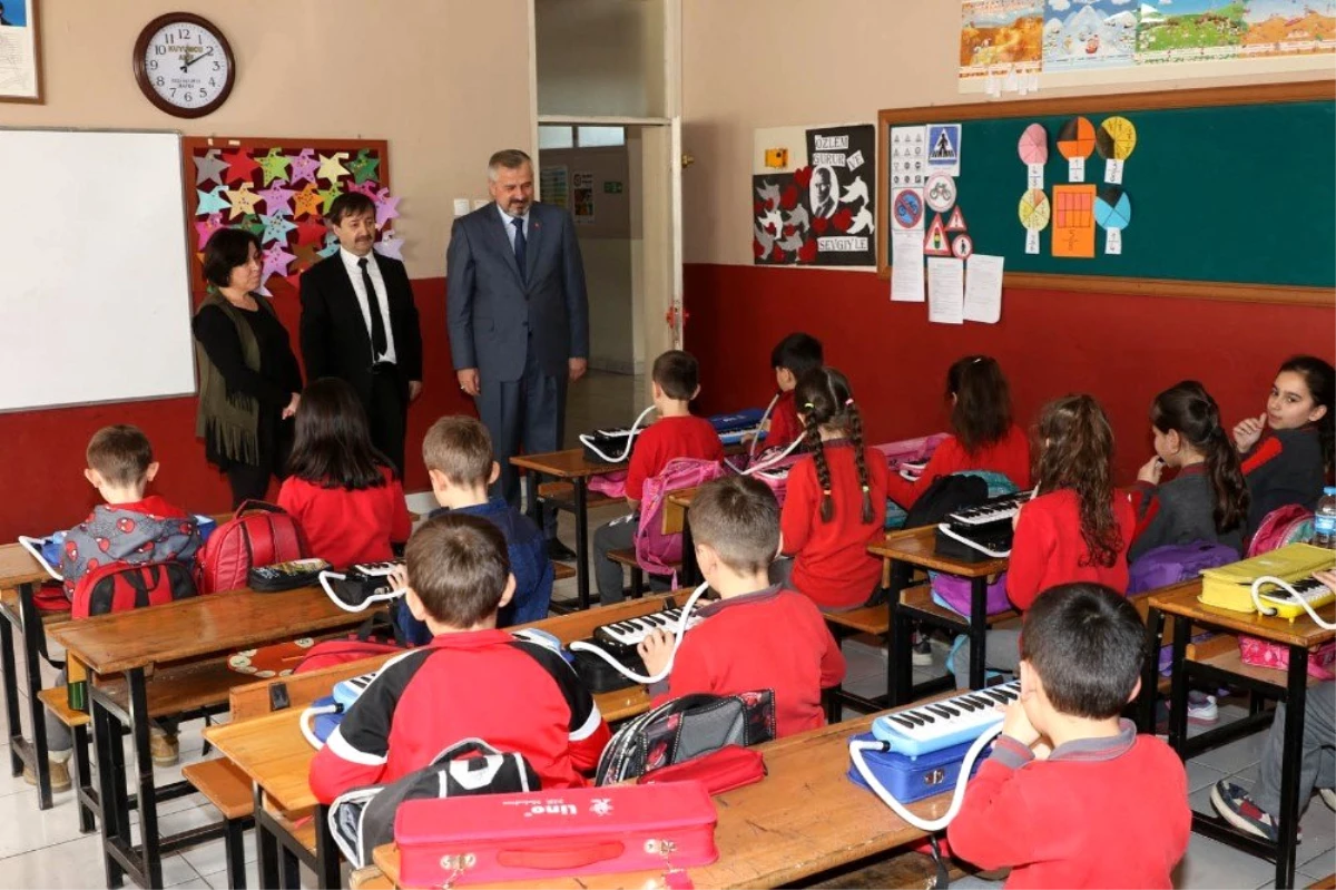 Başkan Kılıç\'tan okullara özel ilgi