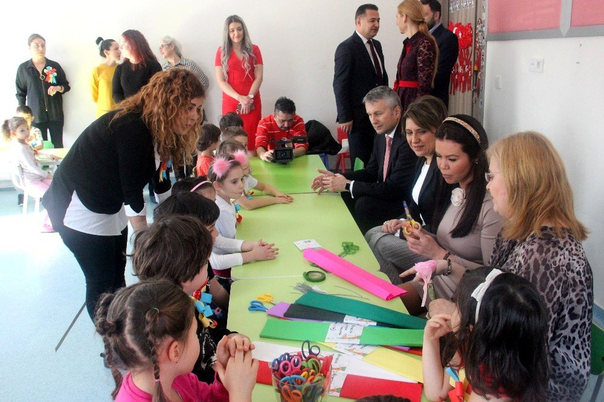 Bulut Gündüz Bakımevi çocukları Rumen kültürüyle tanıştı