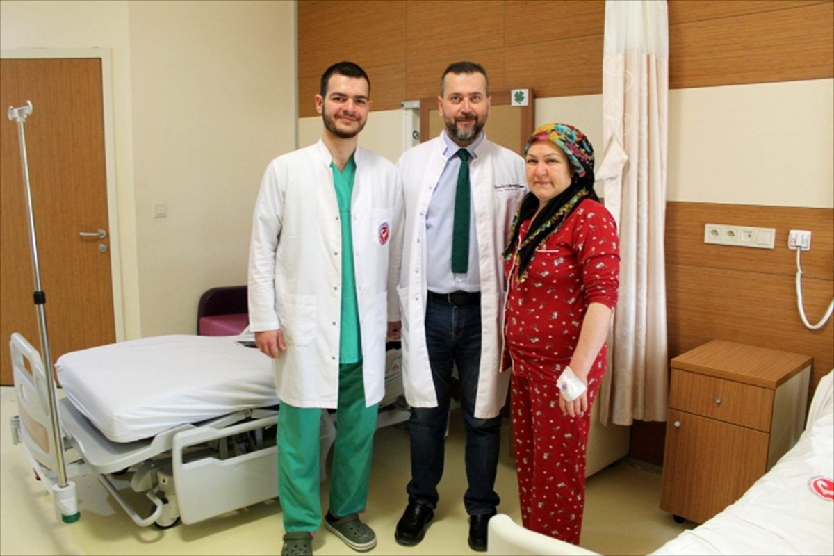 ÇOMÜ\'de endoskopik yöntemle omurilik daralması ameliyatı yapıldı