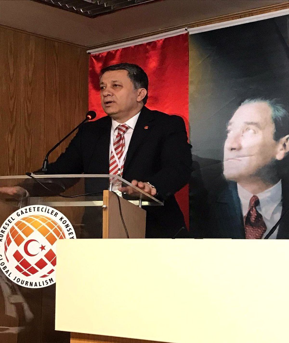 Dim, KGK kongresinde oybirliğiyle yeniden başkan seçildi