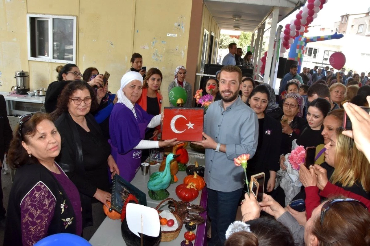 Dünya emekçi kadınlar gününde kadın emeği ve köylü pazarı açıldı