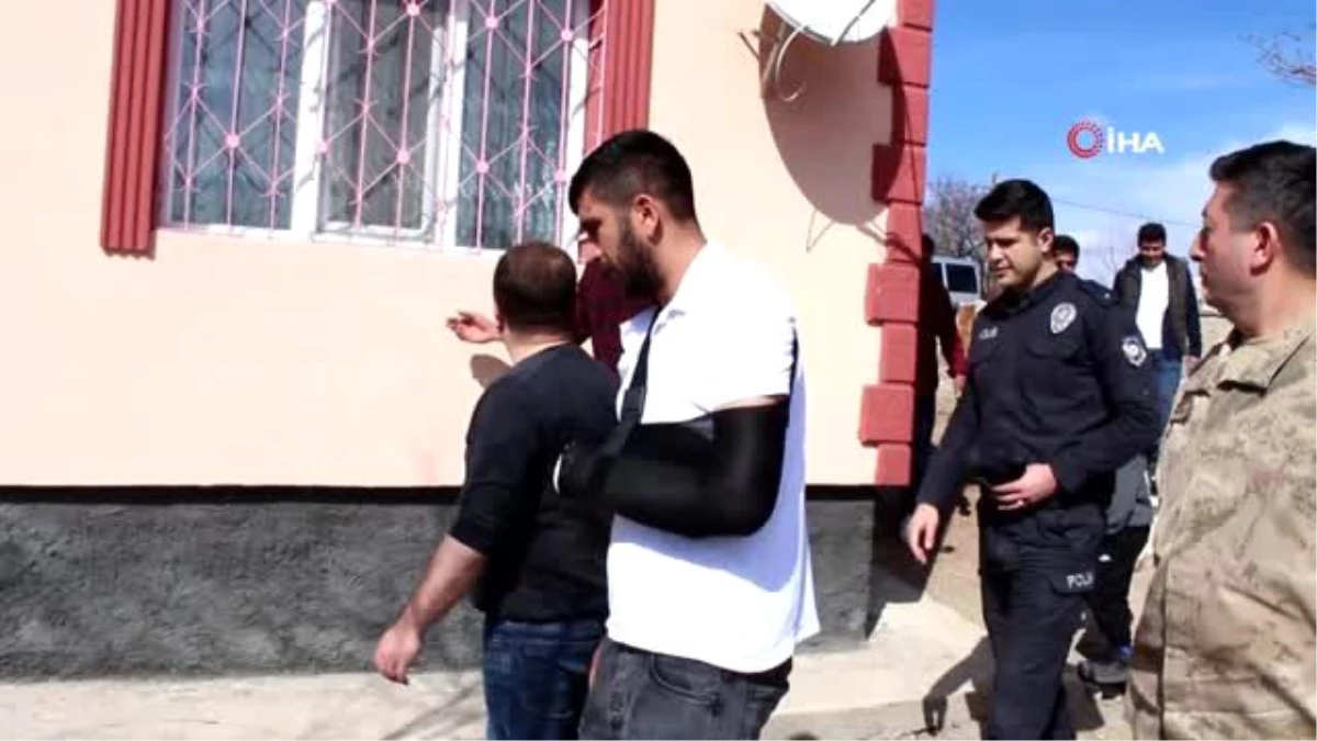 İdlib Gazisi baba evine geldi