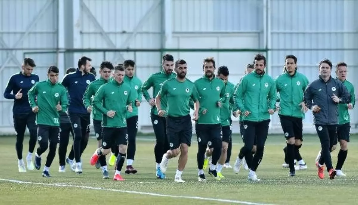 İttifak Holding Konyaspor\'da Fenerbahçe mesaisi başladı