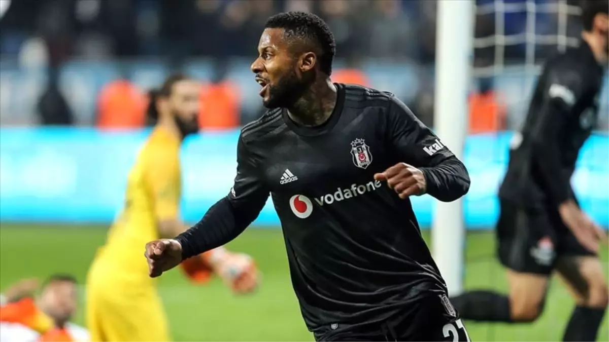 Jeremain Lens: Galatasaray deplasmanında kazanmak istiyoruz