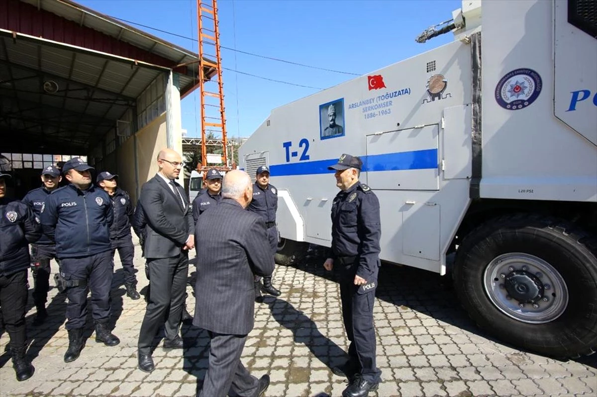 Milli mücadele kahramanı Arslanbey\'in oğlu polisleri ziyaret etti