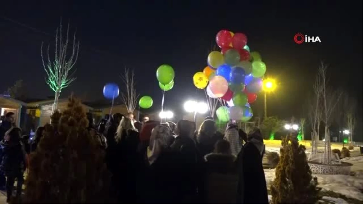Öldürülen 474 kadının anısına ışıklı balon uçuruldu