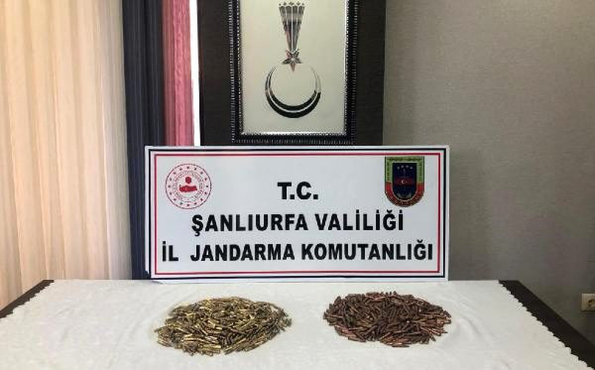Otomobilinde 1040 mermiyle yakalanan sürücü tutuklandı
