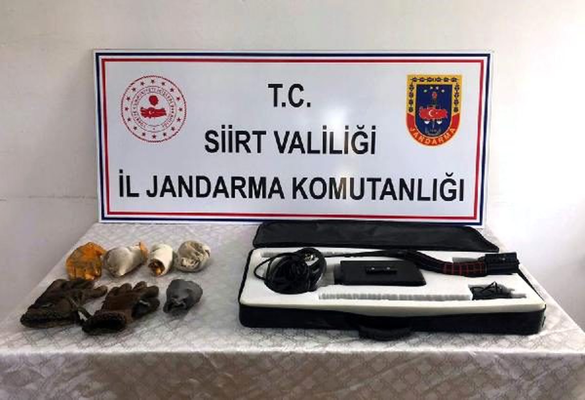 Siirt\'te kaçak kazı yapan 5 kişi yakalandı