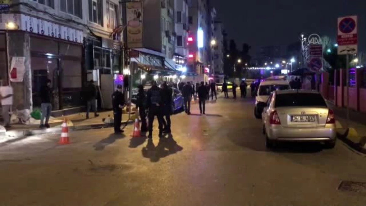 Kadıköy\'de kavga: 2 yaralı