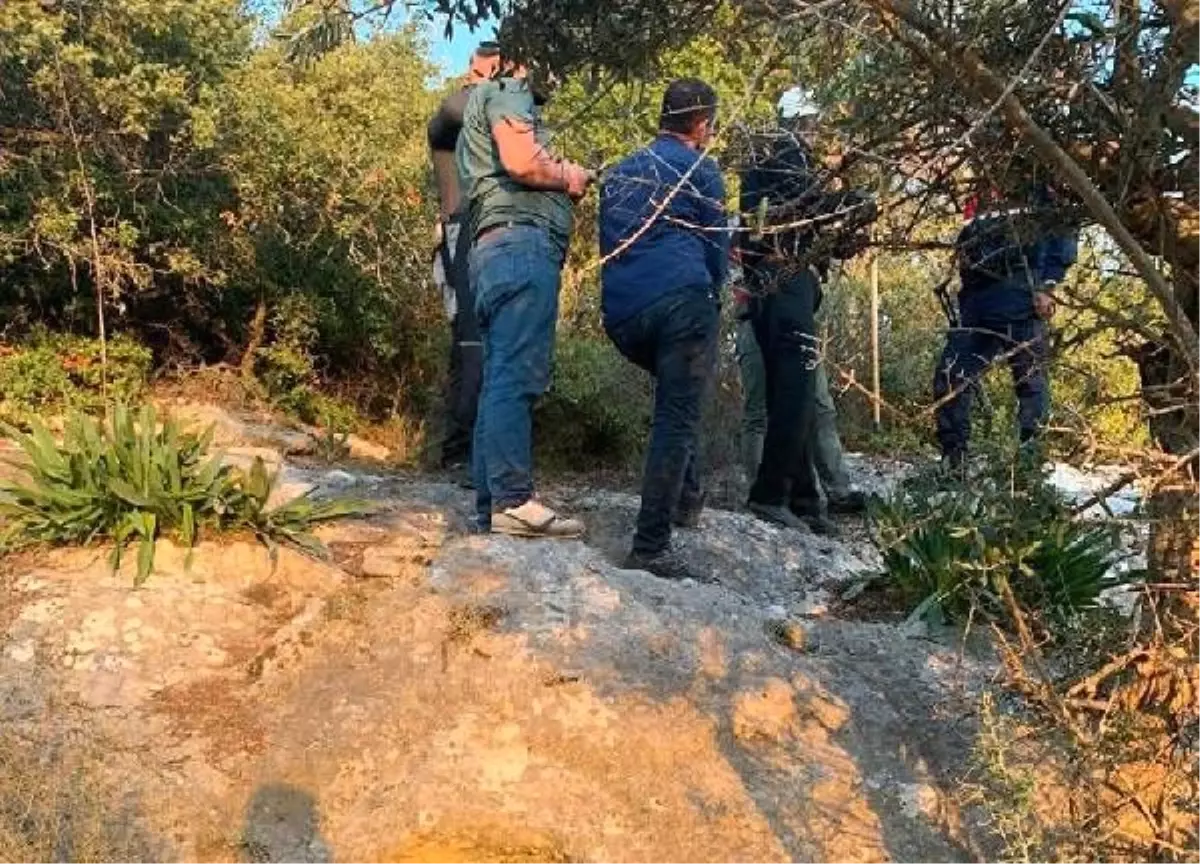 Mersin\'de kaçak kazıcılara suçüstü: 10 gözaltı