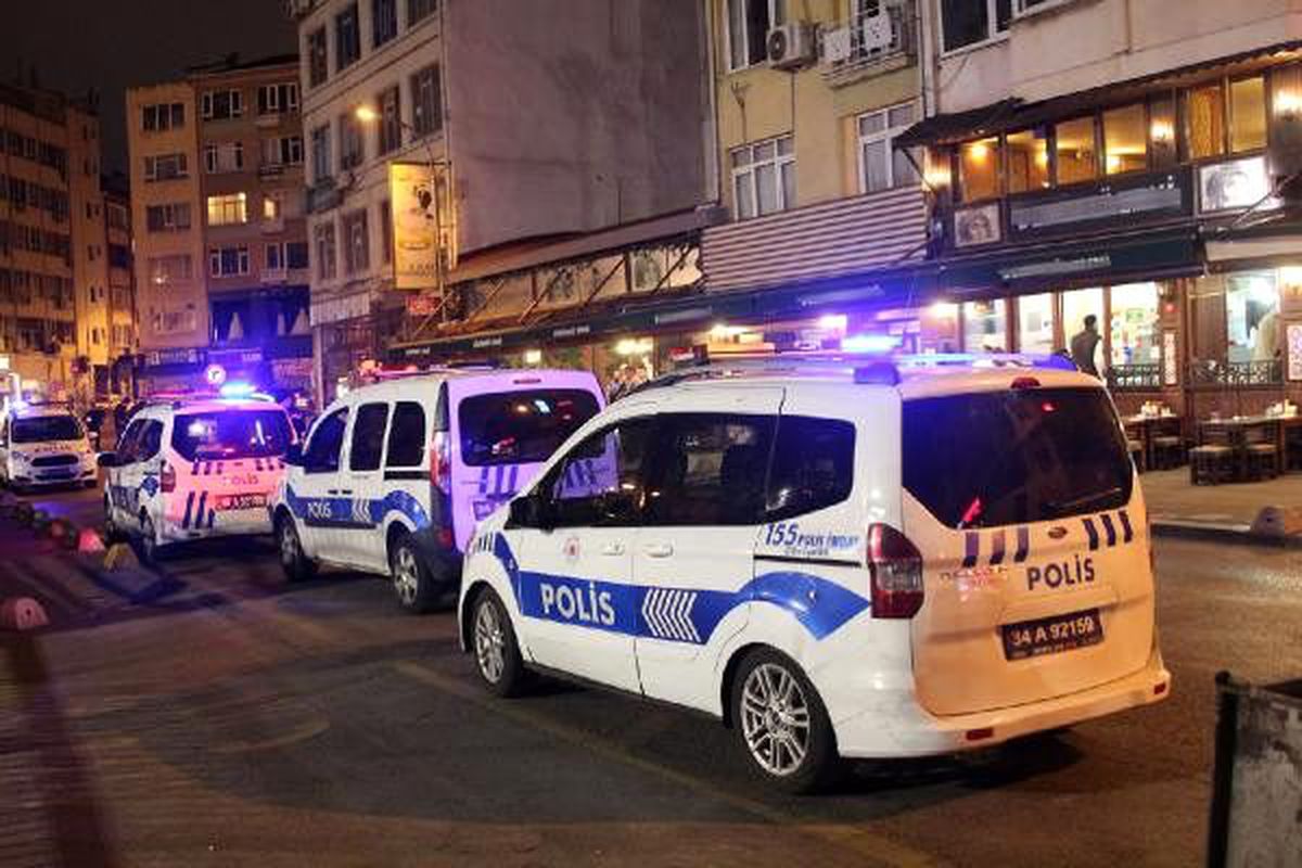 Silahlı kavgada ateşlenen mermiler doğalgaz borusunu deldi büyük panik yaşadı