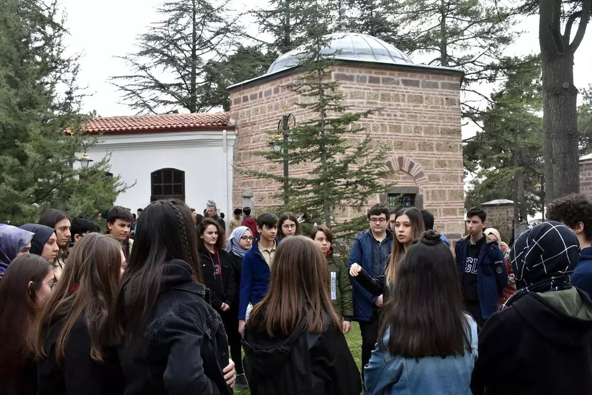 Tarih dersini tarihi mekanlara taşıdılar