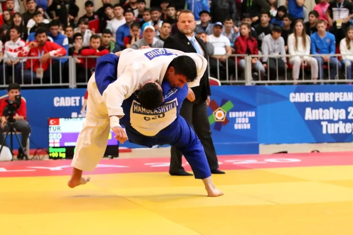 Ulurslararası Judo Federasyonu\'ndan \'korona virüs\' kararı