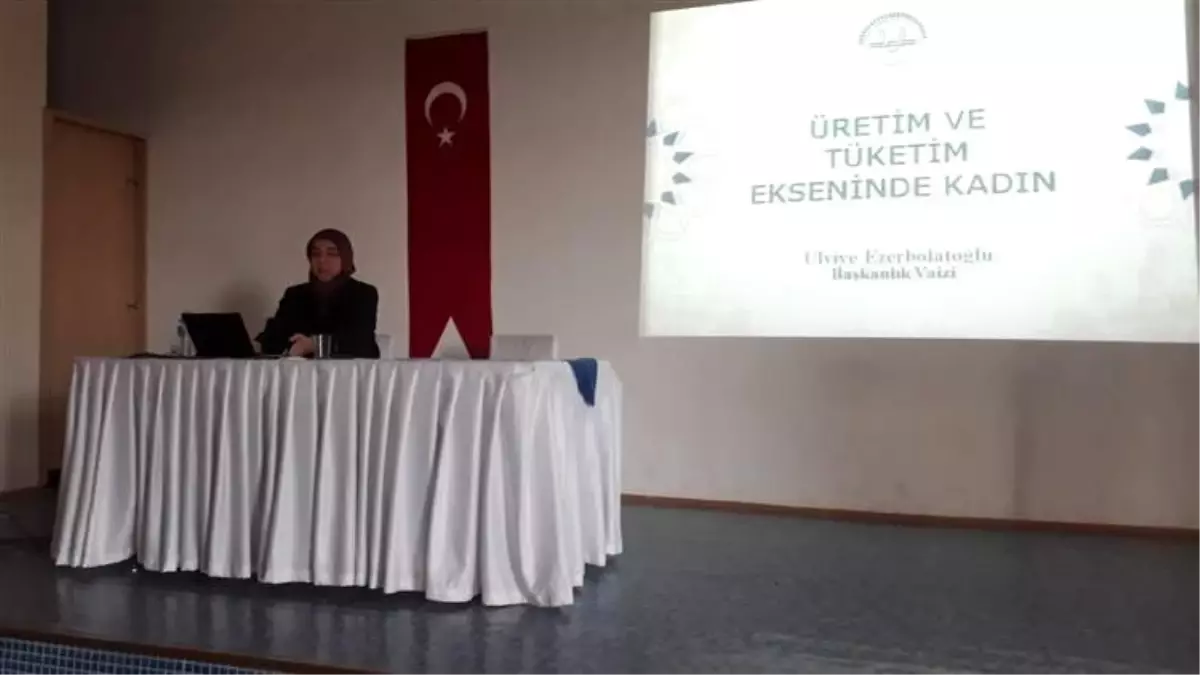 Bilecik\'te "Üretim ve Tüketim Ekseninde Kadın" konulu konferans düzenledi