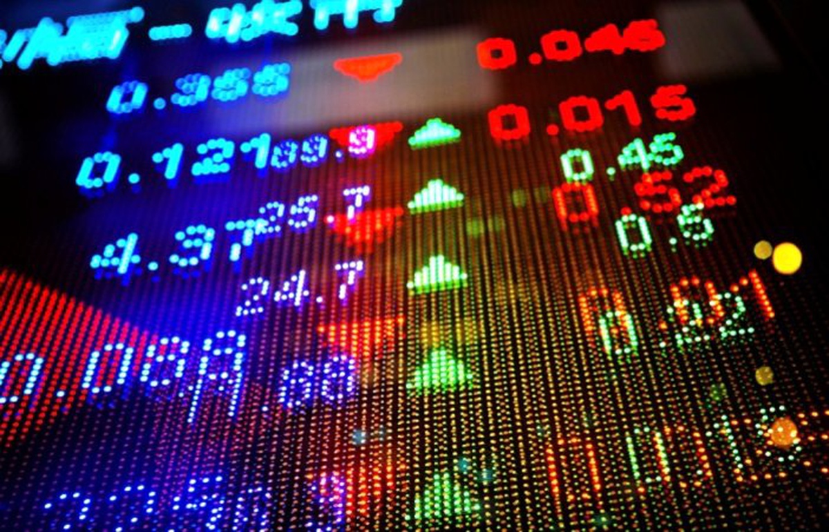 Borsa ekside açıldı artıya geçti