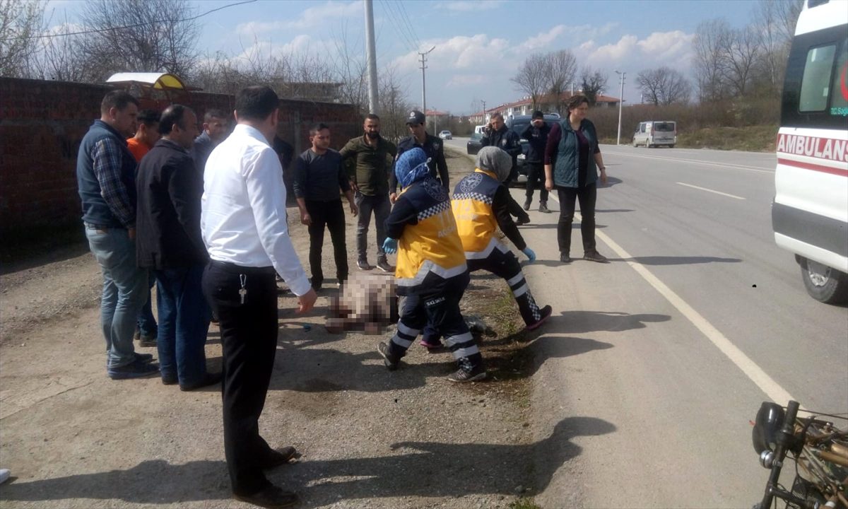 Düzce\'de otomobilin çarptığı bisikletli öldü