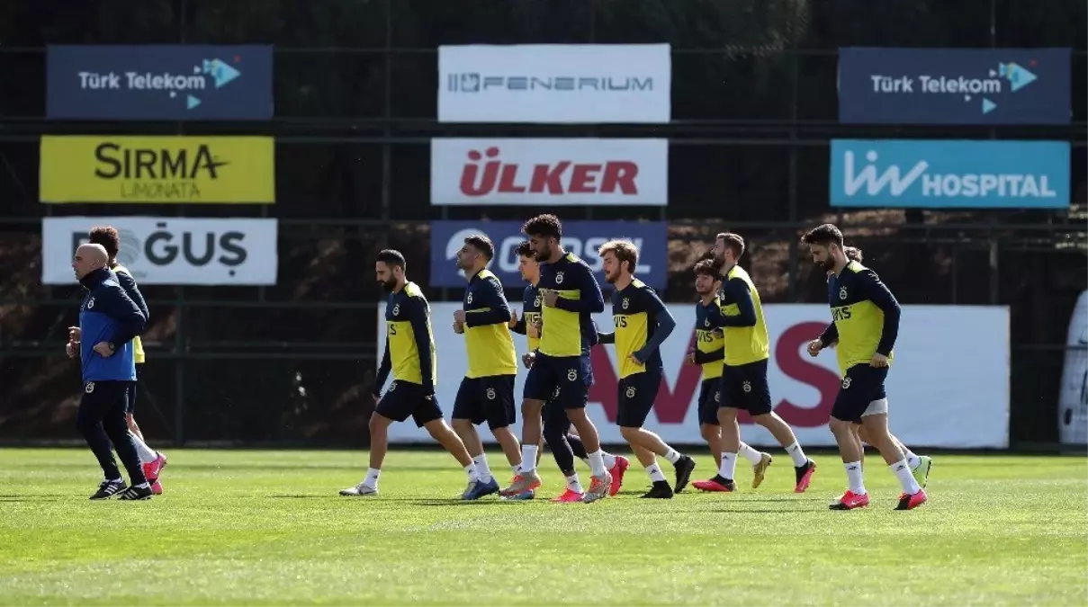 Fenerbahçe\'de Konyaspor hazırlıkları sürüyor