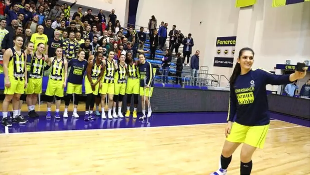 Fenerbahçe seride öne geçti