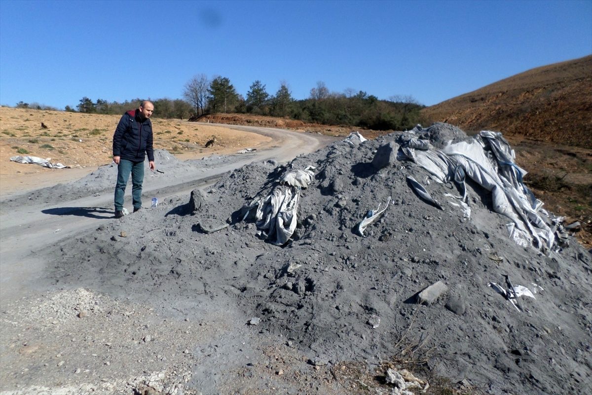Ormanlık alana tehlikeli sanayi atığı döktüğü belirlenen firmaya ceza kesildi