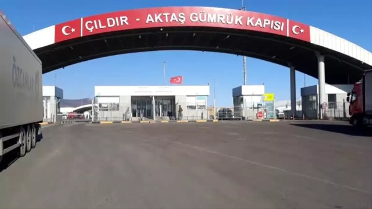 Sınır kapılarında yeni tip koronavirüs salgınına karşı üst düzey tedbir (2)