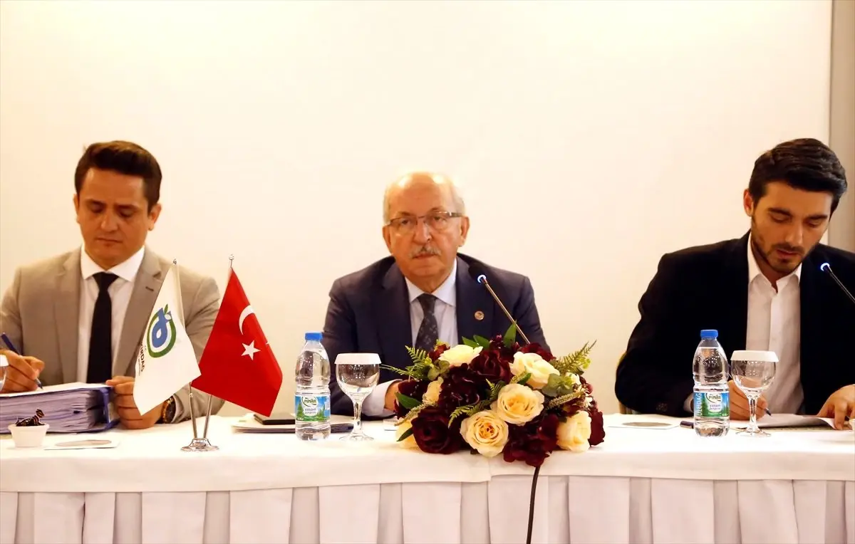 Tekirdağ Belediye Başkanı Albayrak: "Bütünlüğümüzü bozmaya kimsenin gücü yetmeyecektir"