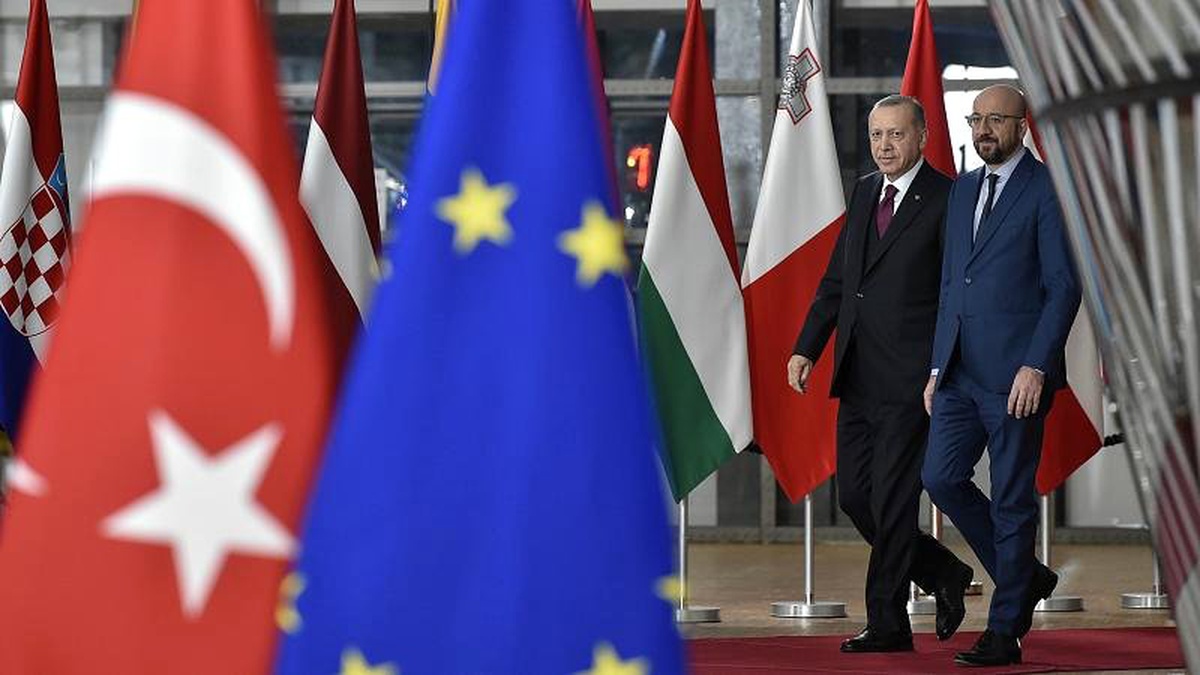 Türkiye AB\'den tam olarak ne istiyor; göçmen krizi nereye gidiyor ?
