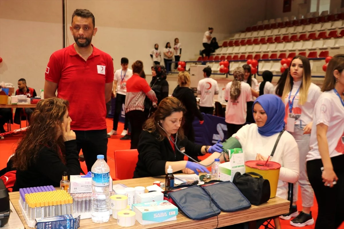 Zonguldak\'ta "Kampüsün Kanında Hayat Var" kampanyası başladı