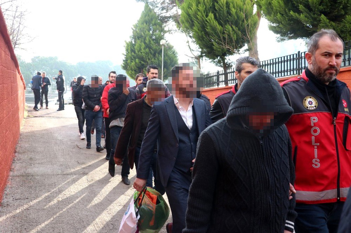 Balıkesir\'de fuhuş ve uyuşturucu operasyonu