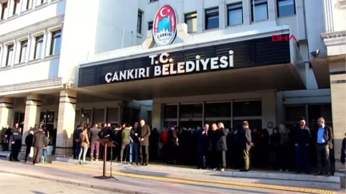 ÇANKIRI Belediye çalışanları mesaiye İstiklal Marşı okuyarak başladı