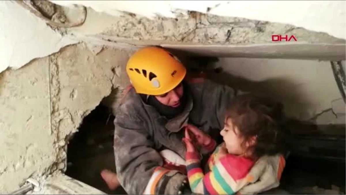 ELAZIĞ Depremden yaralı kurtulan Yüsra ve annesi 46 gün sonra buluştu